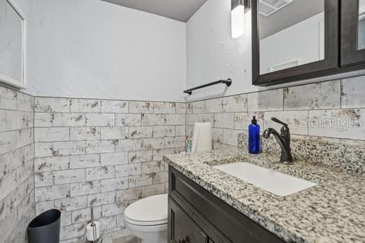 For Sale: $549,900 (3 beds, 1 baths, 1761 Square Feet)