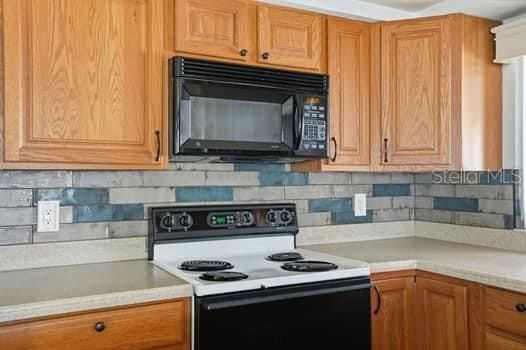 For Sale: $549,900 (3 beds, 1 baths, 1761 Square Feet)