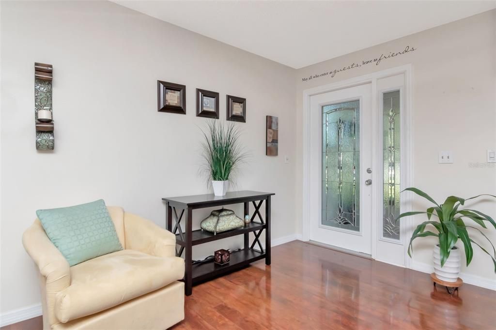 На продажу: $224,900 (2 спален, 2 ванн, 918 Квадратных фут)