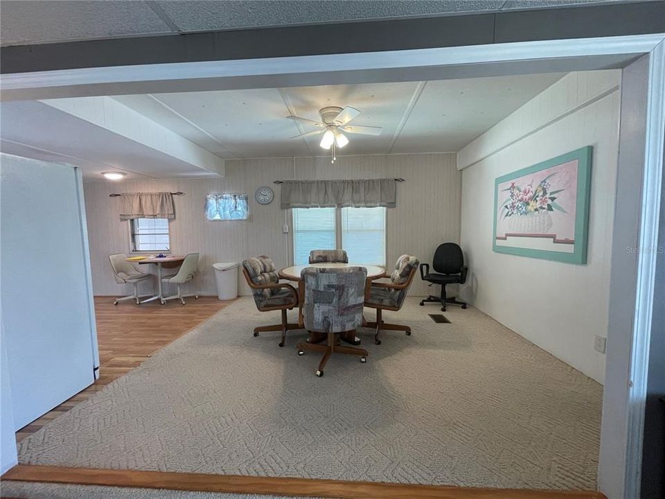 For Sale: $125,000 (2 beds, 2 baths, 880 Square Feet)