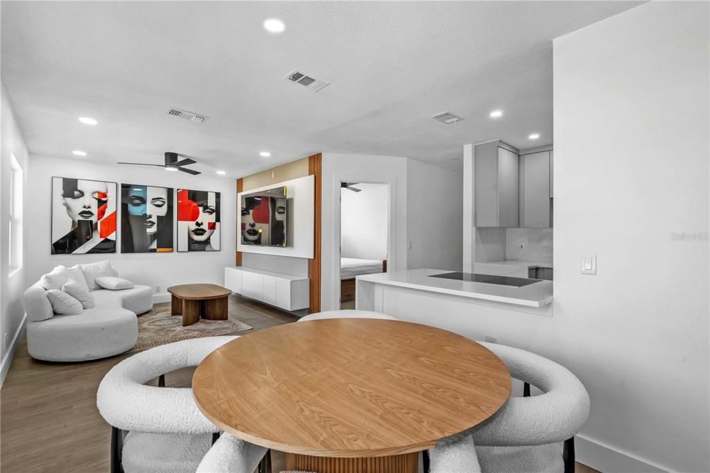 For Sale: $450,000 (4 beds, 3 baths, 1300 Square Feet)