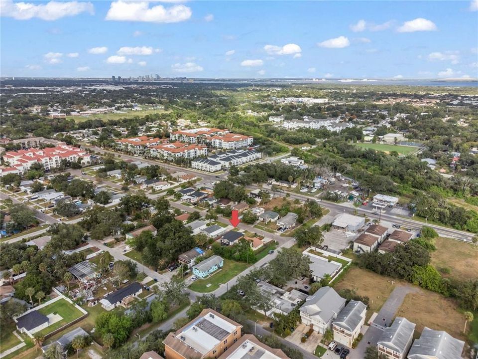 For Sale: $450,000 (4 beds, 3 baths, 1300 Square Feet)