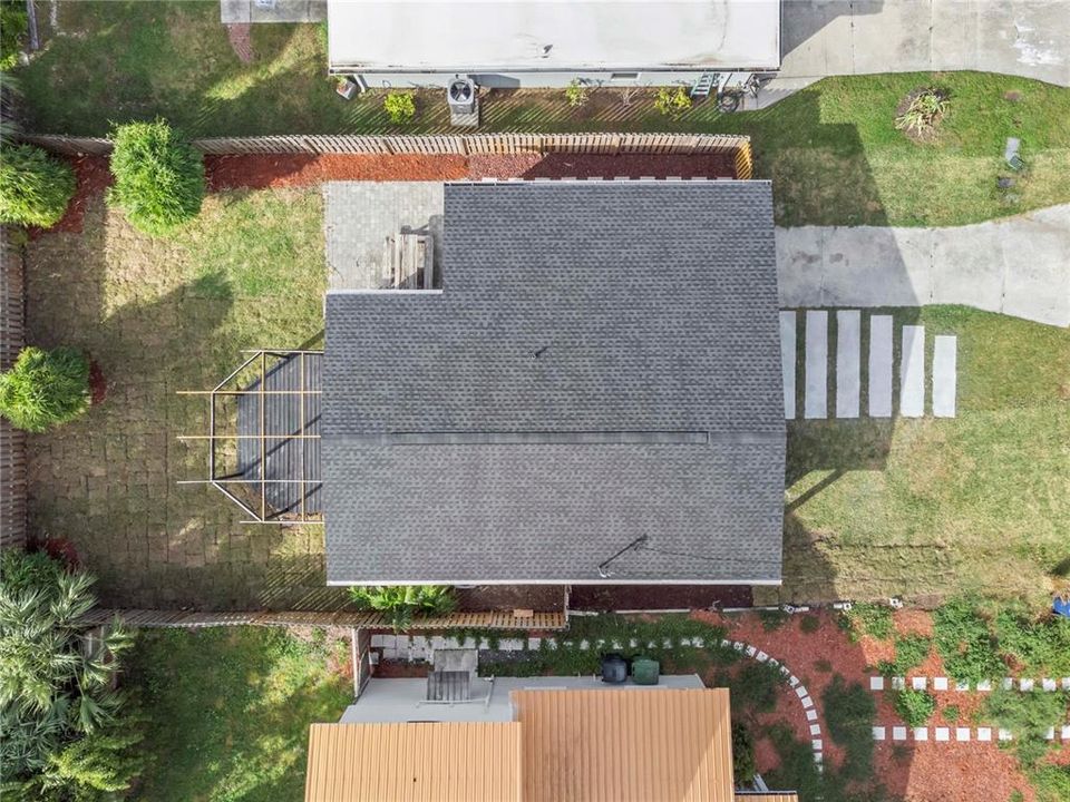 For Sale: $450,000 (4 beds, 3 baths, 1300 Square Feet)