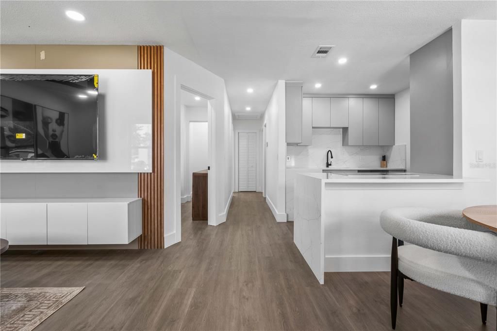 For Sale: $450,000 (4 beds, 3 baths, 1300 Square Feet)