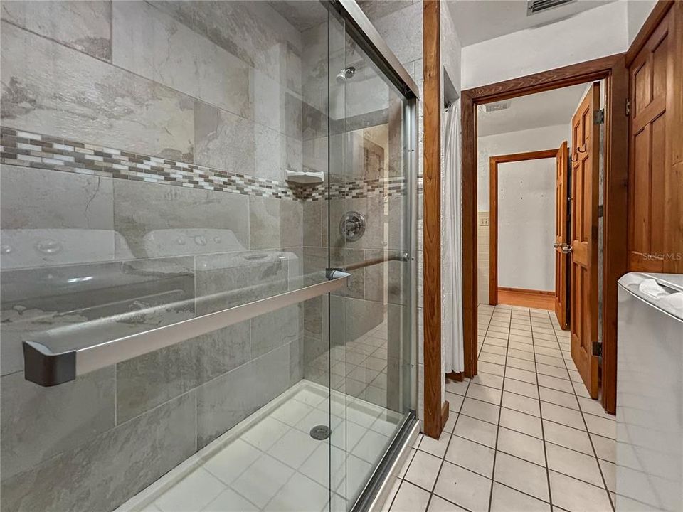 Active With Contract: $525,000 (2 beds, 2 baths, 1500 Square Feet)