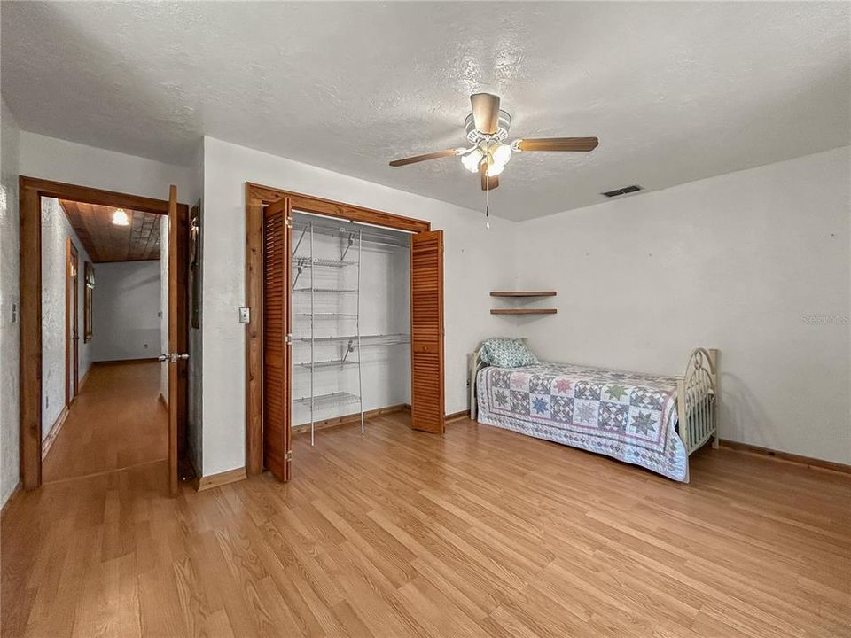 Active With Contract: $525,000 (2 beds, 2 baths, 1500 Square Feet)