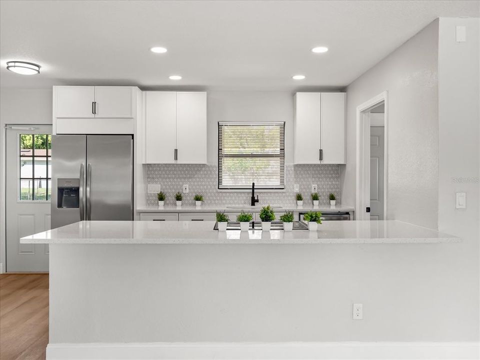 For Sale: $309,000 (3 beds, 1 baths, 1225 Square Feet)