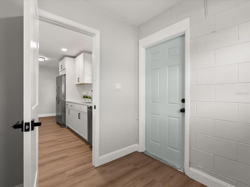 For Sale: $309,000 (3 beds, 1 baths, 1225 Square Feet)