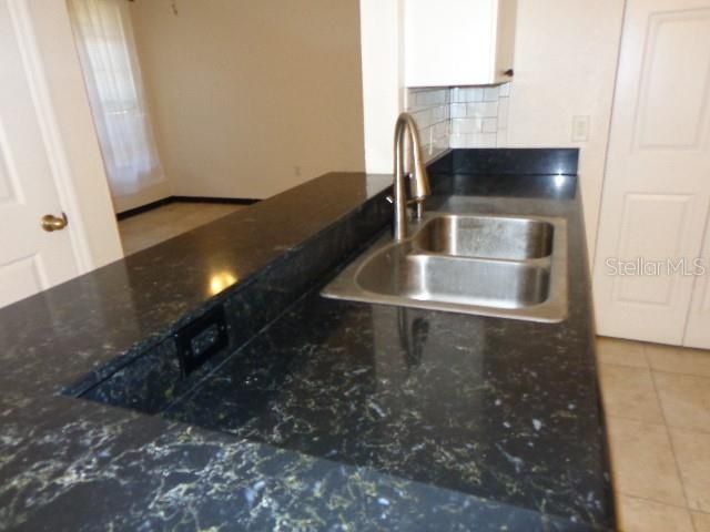 For Rent: $1,550 (2 beds, 2 baths, 1106 Square Feet)