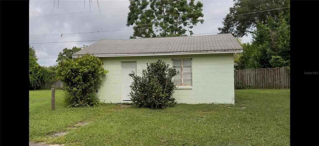 Active With Contract: $300,000 (4 beds, 0 baths, 1248 Square Feet)