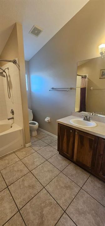 For Rent: $2,100 (3 beds, 2 baths, 1686 Square Feet)