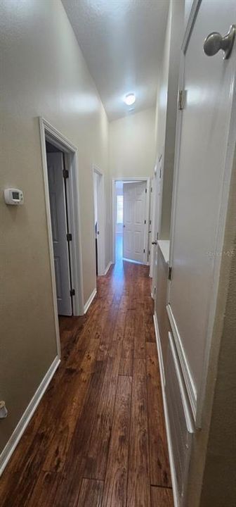 For Rent: $2,100 (3 beds, 2 baths, 1686 Square Feet)
