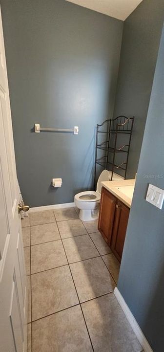 For Rent: $2,100 (3 beds, 2 baths, 1686 Square Feet)