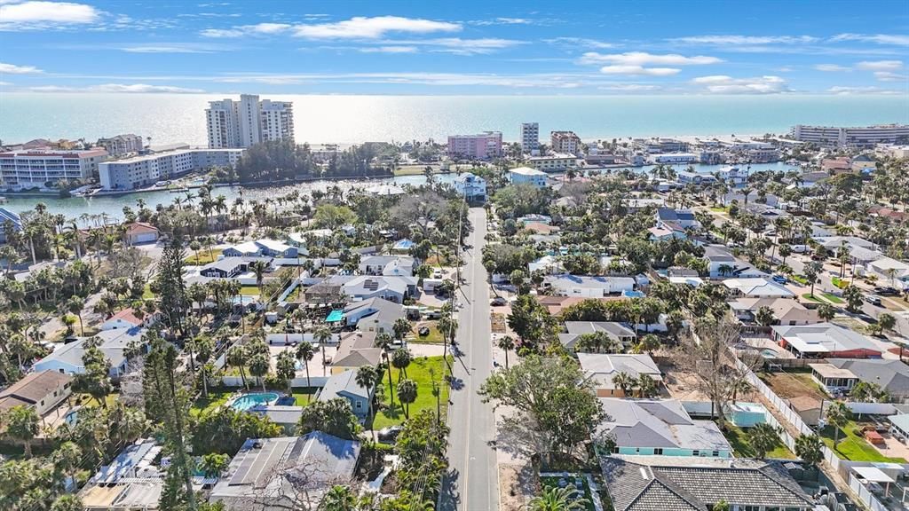 For Sale: $750,000 (4 beds, 3 baths, 1729 Square Feet)