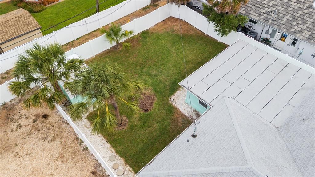 For Sale: $750,000 (4 beds, 3 baths, 1729 Square Feet)