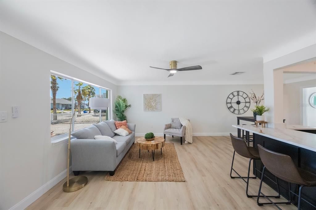 For Sale: $750,000 (4 beds, 3 baths, 1729 Square Feet)