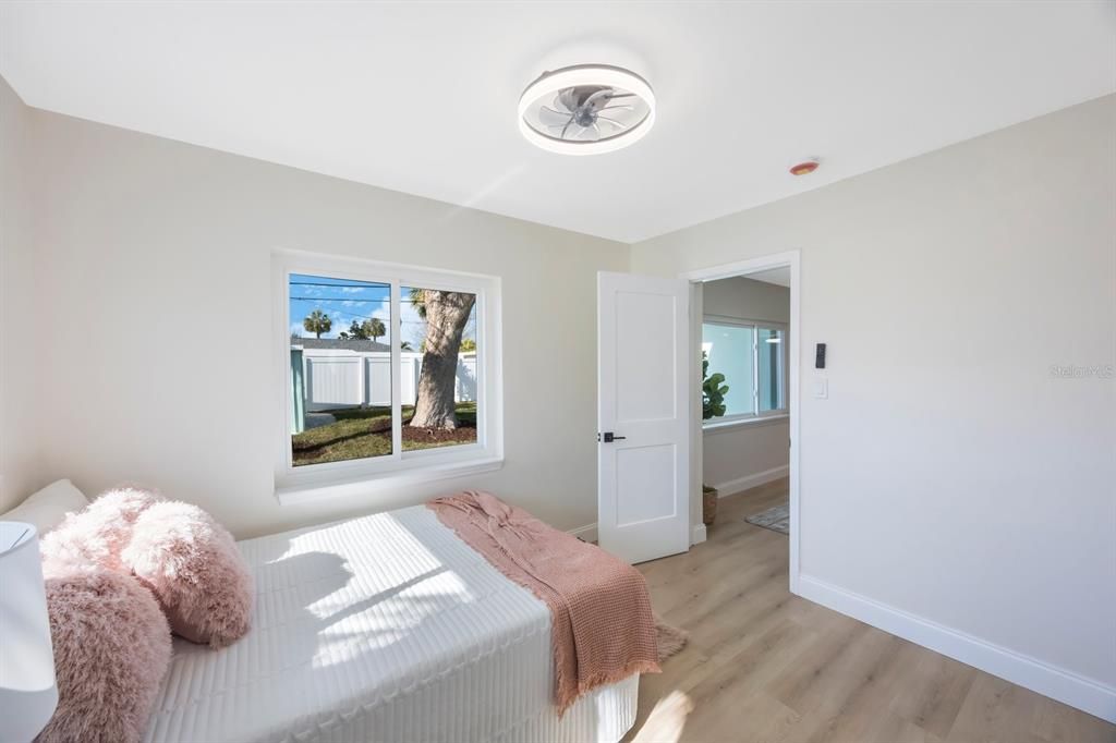 For Sale: $750,000 (4 beds, 3 baths, 1729 Square Feet)