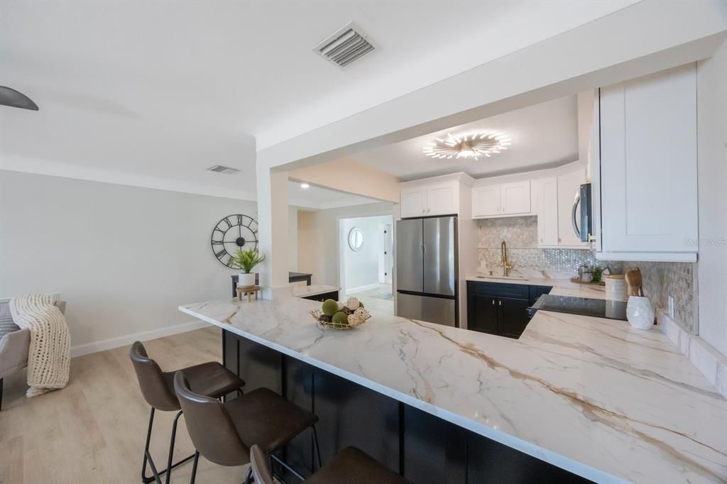 For Sale: $750,000 (4 beds, 3 baths, 1729 Square Feet)