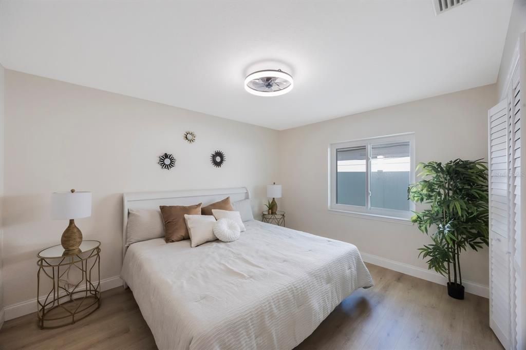 For Sale: $750,000 (4 beds, 3 baths, 1729 Square Feet)