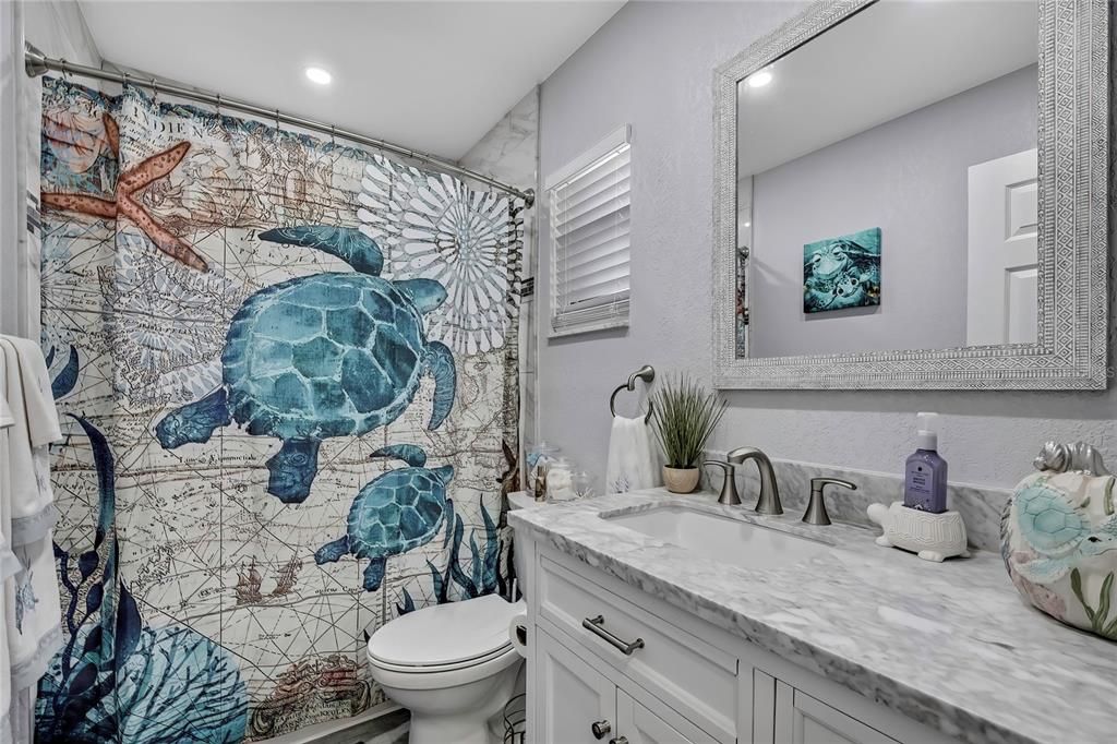 合同活跃: $299,500 (2 贝兹, 2 浴室, 1464 平方英尺)