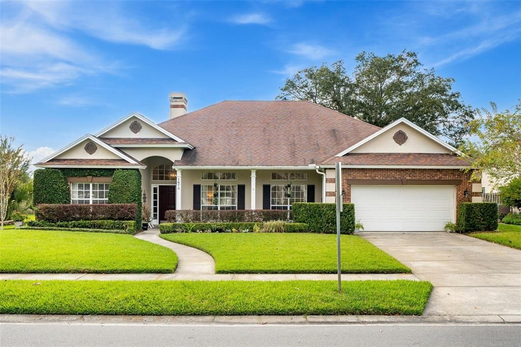 For Sale: $675,000 (4 beds, 2 baths, 2239 Square Feet)