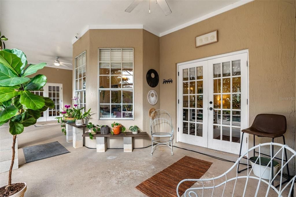 For Sale: $675,000 (4 beds, 2 baths, 2239 Square Feet)