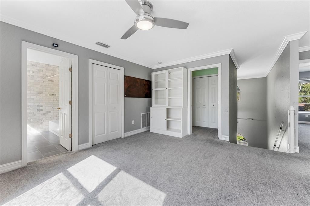 合同活跃: $925,000 (4 贝兹, 3 浴室, 2692 平方英尺)