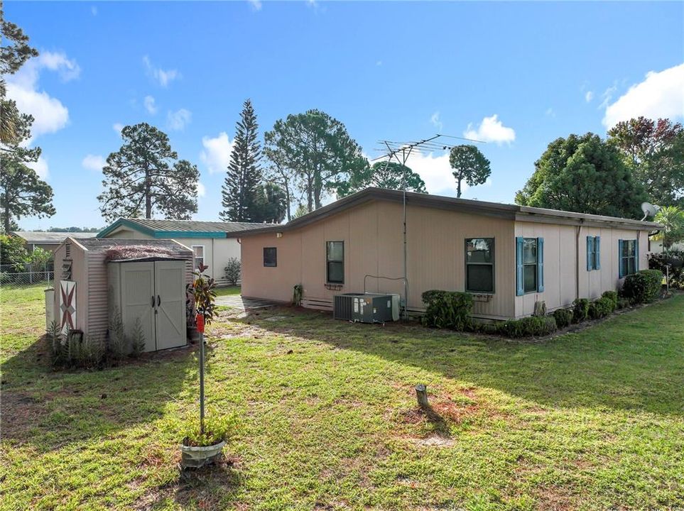 合同活跃: $160,000 (2 贝兹, 2 浴室, 1000 平方英尺)