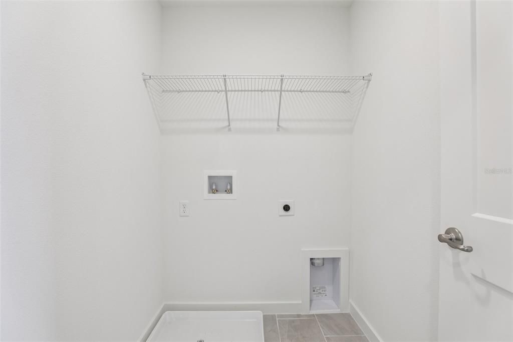 For Sale: $429,990 (3 beds, 2 baths, 1727 Square Feet)