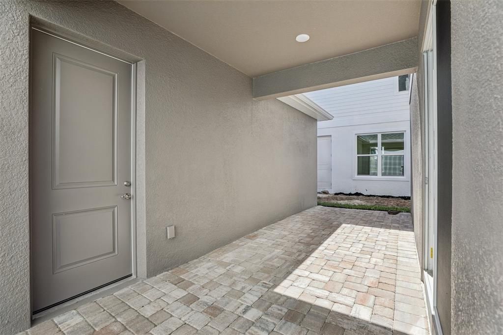 For Sale: $429,990 (3 beds, 2 baths, 1727 Square Feet)