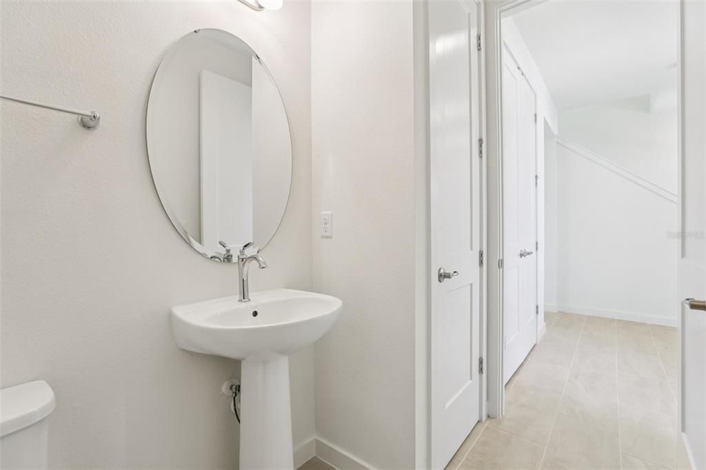 For Sale: $429,990 (3 beds, 2 baths, 1727 Square Feet)