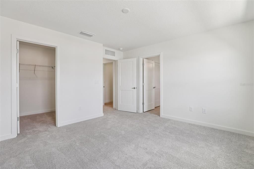 For Sale: $429,990 (3 beds, 2 baths, 1727 Square Feet)