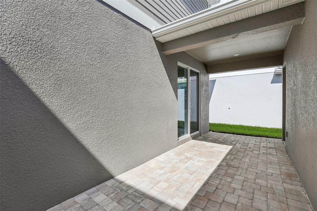 For Sale: $429,990 (3 beds, 2 baths, 1727 Square Feet)