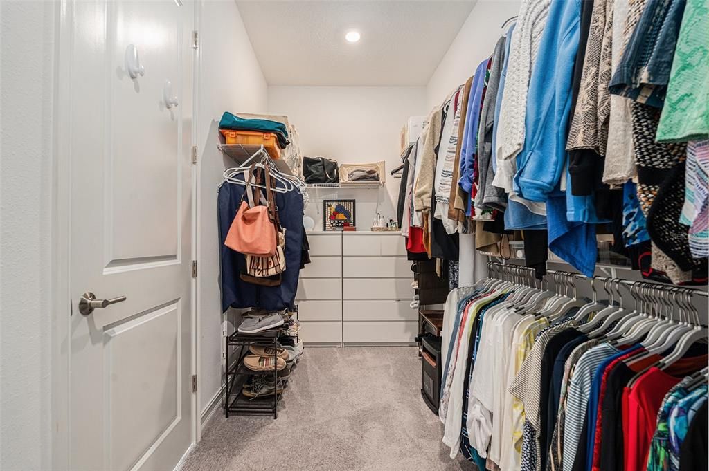 For Sale: $536,500 (3 beds, 2 baths, 2269 Square Feet)