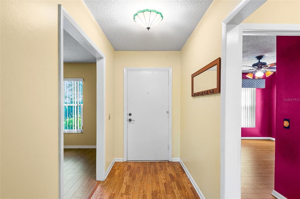 Active With Contract: $275,000 (3 beds, 2 baths, 1788 Square Feet)