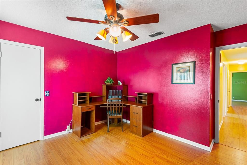 Active With Contract: $275,000 (3 beds, 2 baths, 1788 Square Feet)