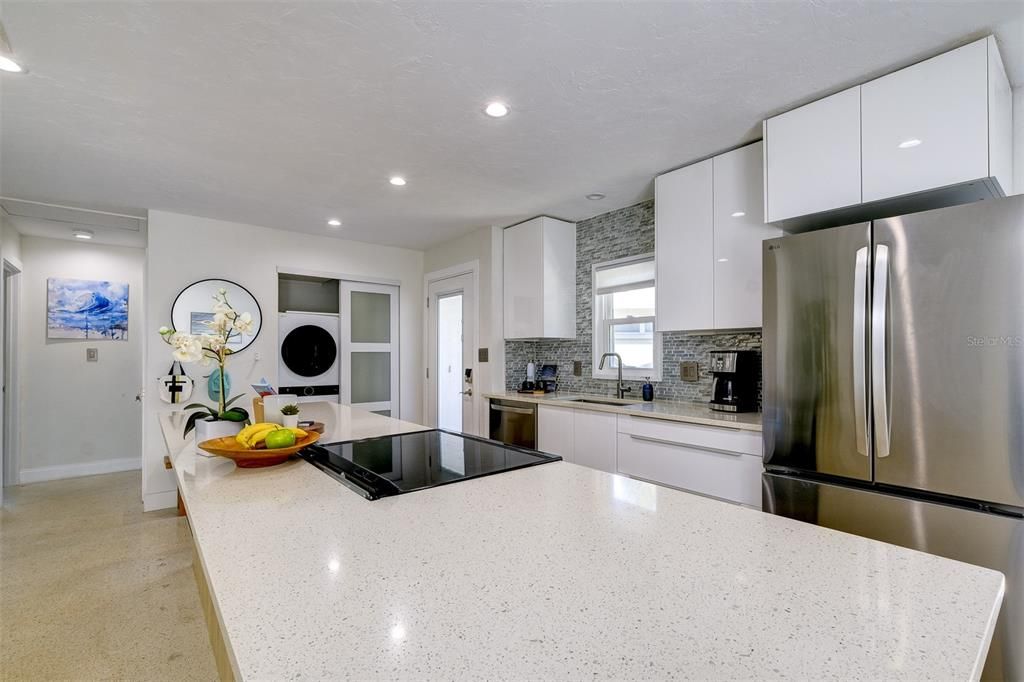 For Sale: $550,000 (2 beds, 2 baths, 1152 Square Feet)