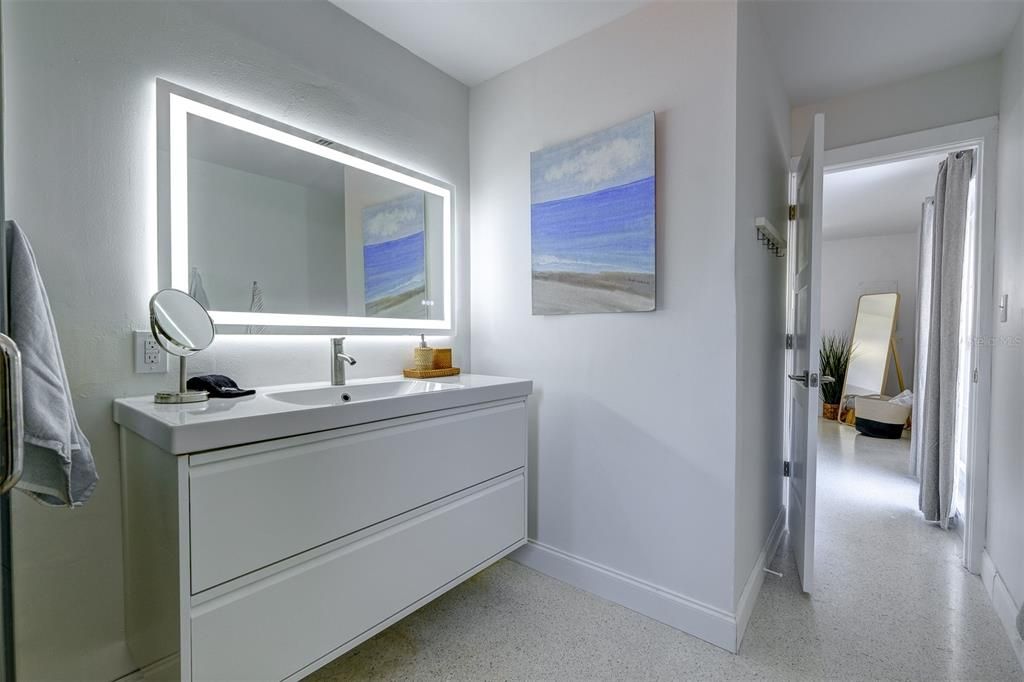 For Sale: $550,000 (2 beds, 2 baths, 1152 Square Feet)