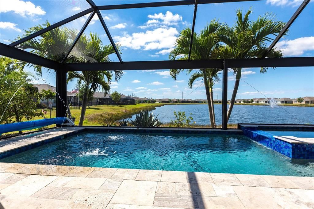 Activo con contrato: $440,000 (4 camas, 2 baños, 1828 Pies cuadrados)