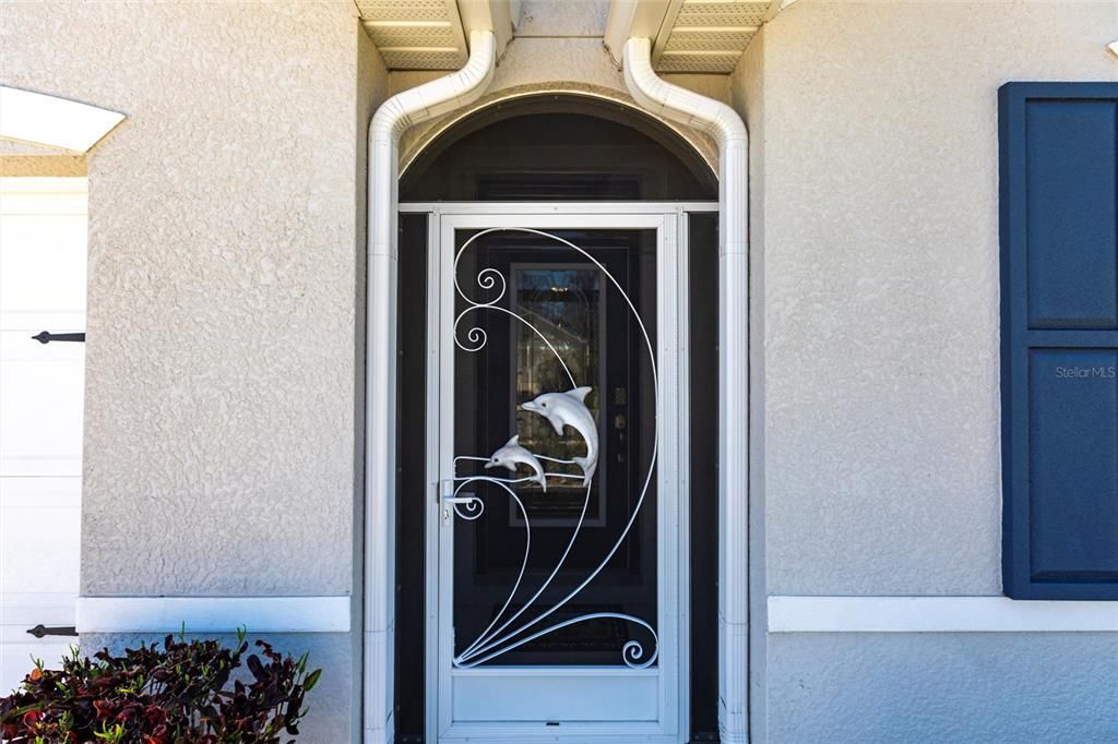 Activo con contrato: $440,000 (4 camas, 2 baños, 1828 Pies cuadrados)