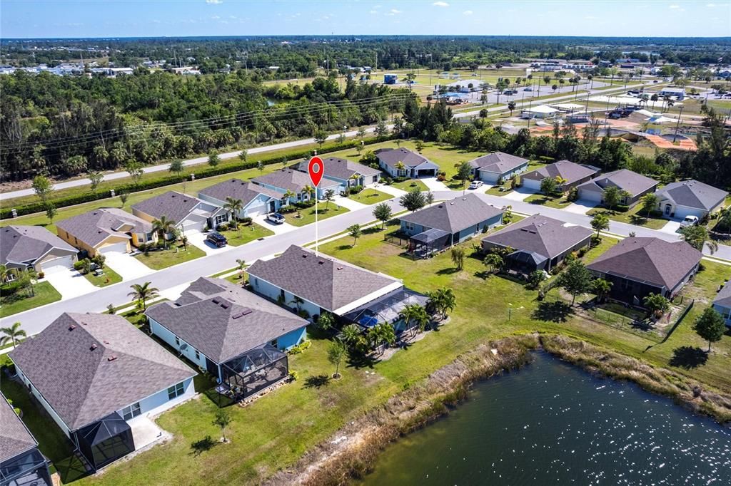 Activo con contrato: $440,000 (4 camas, 2 baños, 1828 Pies cuadrados)