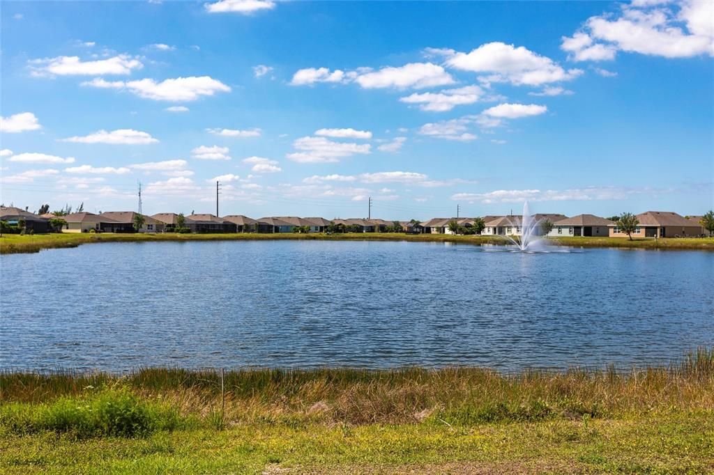 Activo con contrato: $440,000 (4 camas, 2 baños, 1828 Pies cuadrados)