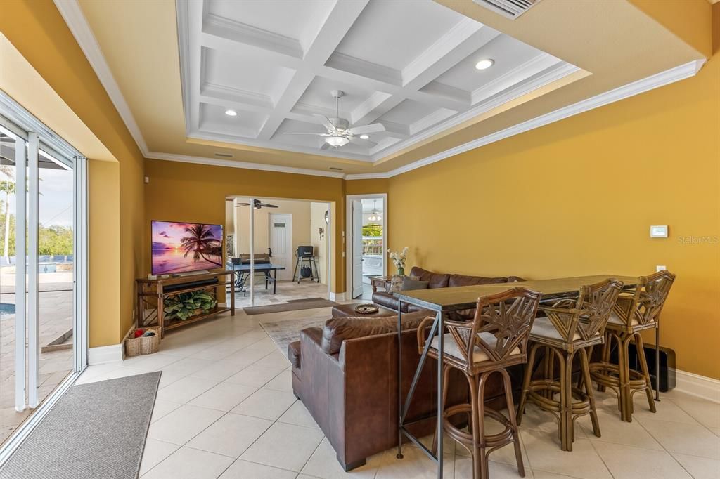 For Sale: $2,300,000 (5 beds, 4 baths, 4915 Square Feet)