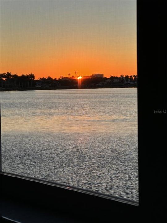 В аренду: $3,500 (2 спален, 2 ванн, 1700 Квадратных фут)