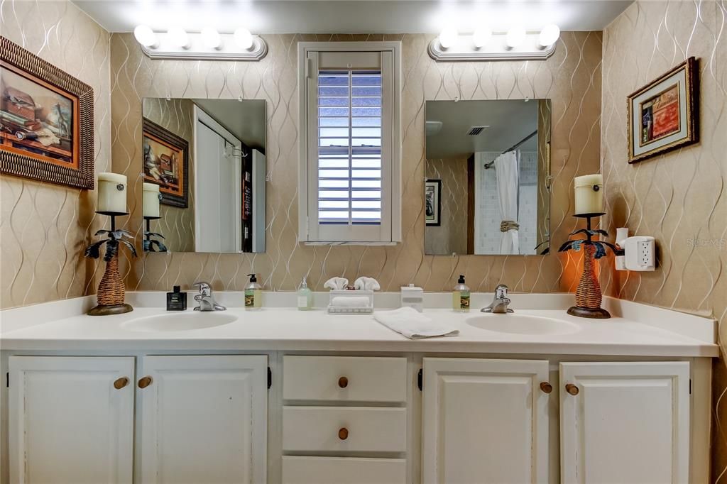 В аренду: $3,500 (2 спален, 2 ванн, 1700 Квадратных фут)