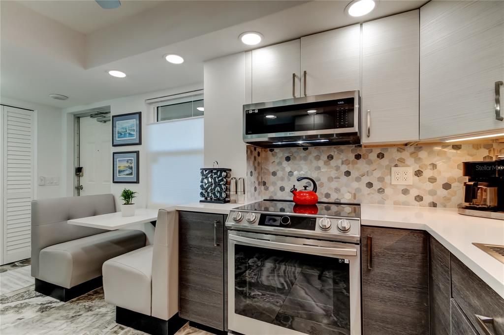 В аренду: $3,500 (2 спален, 2 ванн, 1700 Квадратных фут)