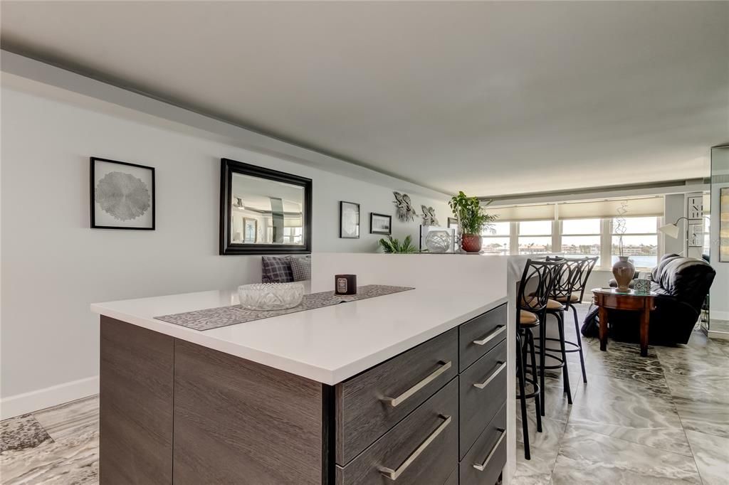 В аренду: $3,500 (2 спален, 2 ванн, 1700 Квадратных фут)