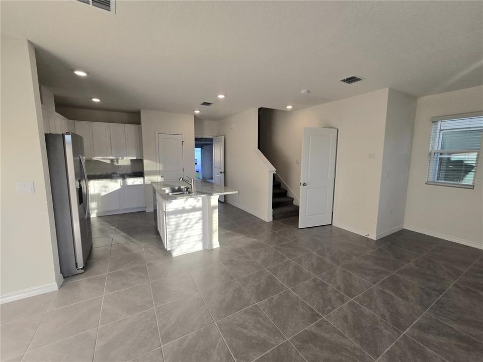 В аренду: $2,200 (3 спален, 2 ванн, 1488 Квадратных фут)