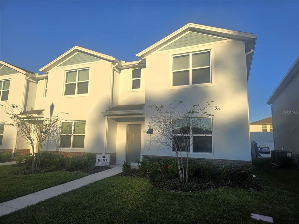 В аренду: $2,200 (3 спален, 2 ванн, 1488 Квадратных фут)