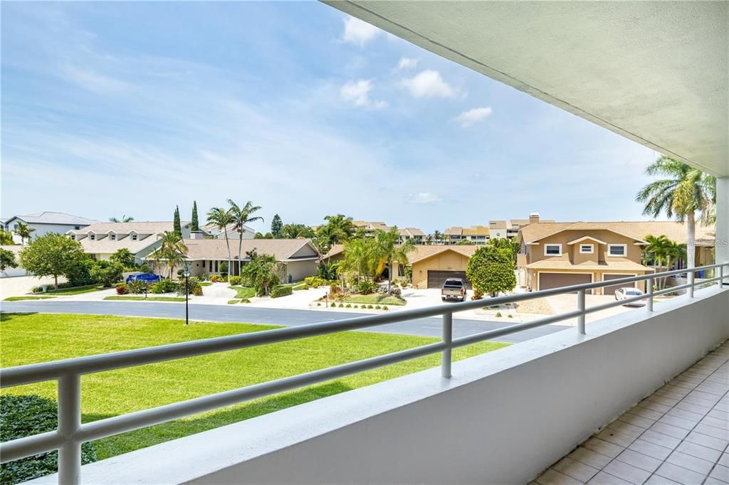 На продажу: $450,000 (2 спален, 2 ванн, 1476 Квадратных фут)